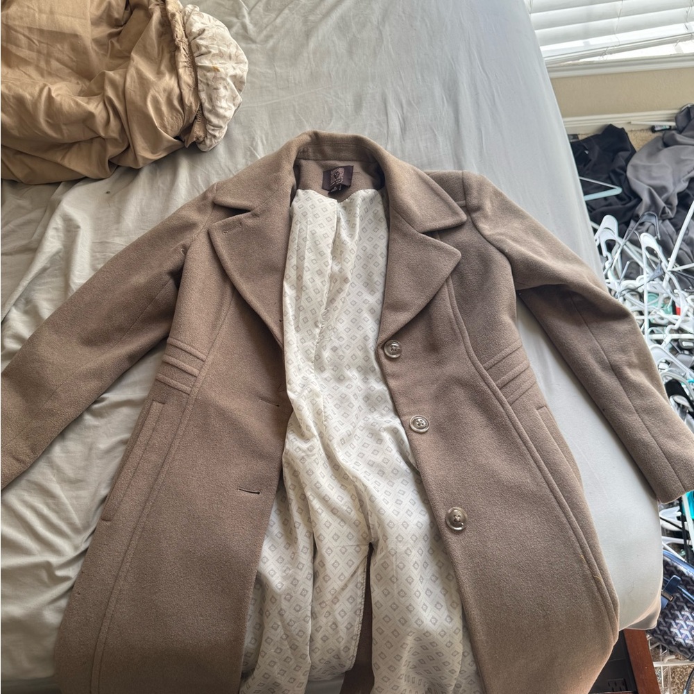 Elegant Women's Tan Coat
